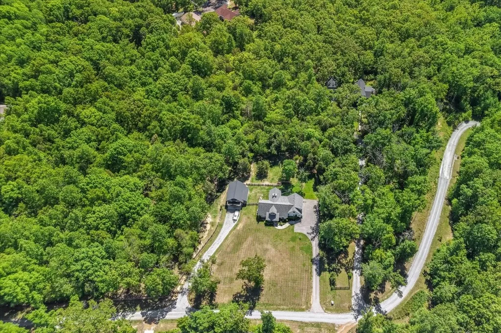 8006 Rose Ridge Pvt Lane Fairview TN 37062