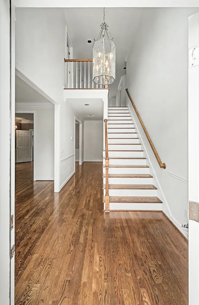 1605 Ardenwood Court Nashville TN 37215