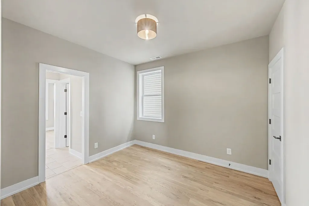 798 45th Avenue N Nashville TN 37209