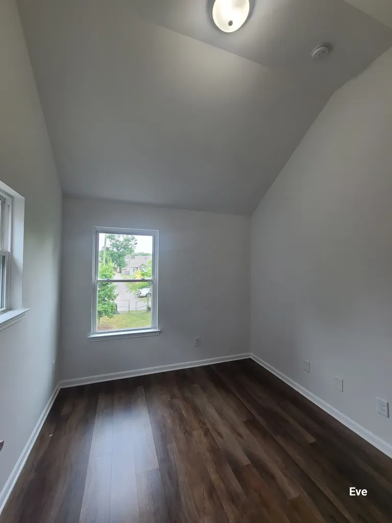 1920 16th Ave, N Nashville TN 37208
