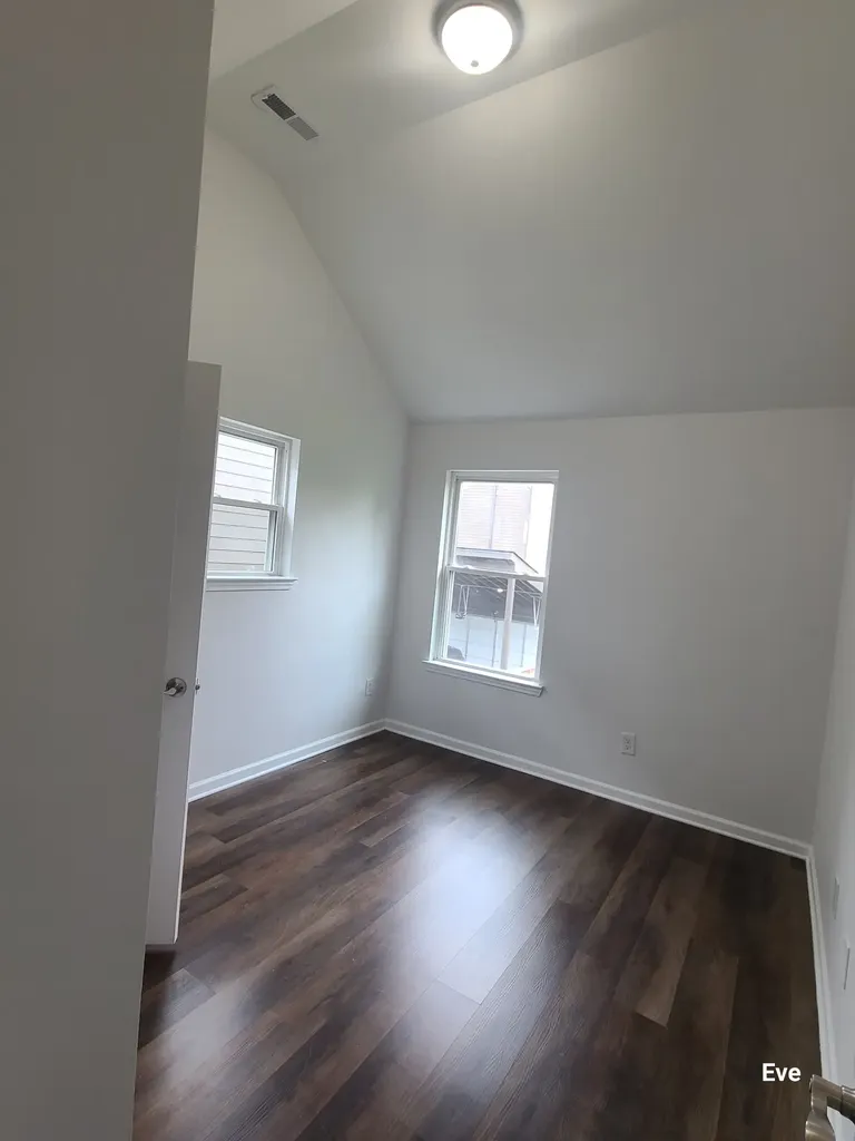 1920 16th Ave, N Nashville TN 37208