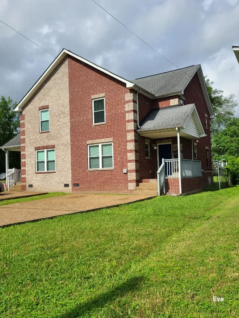 1920 16th Ave, N Nashville TN 37208