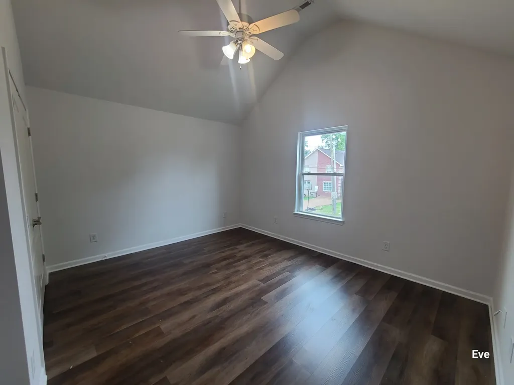 1920 16th Ave, N Nashville TN 37208