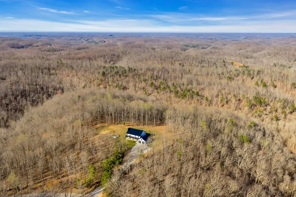 1658 Apache Trail Pegram TN 37143