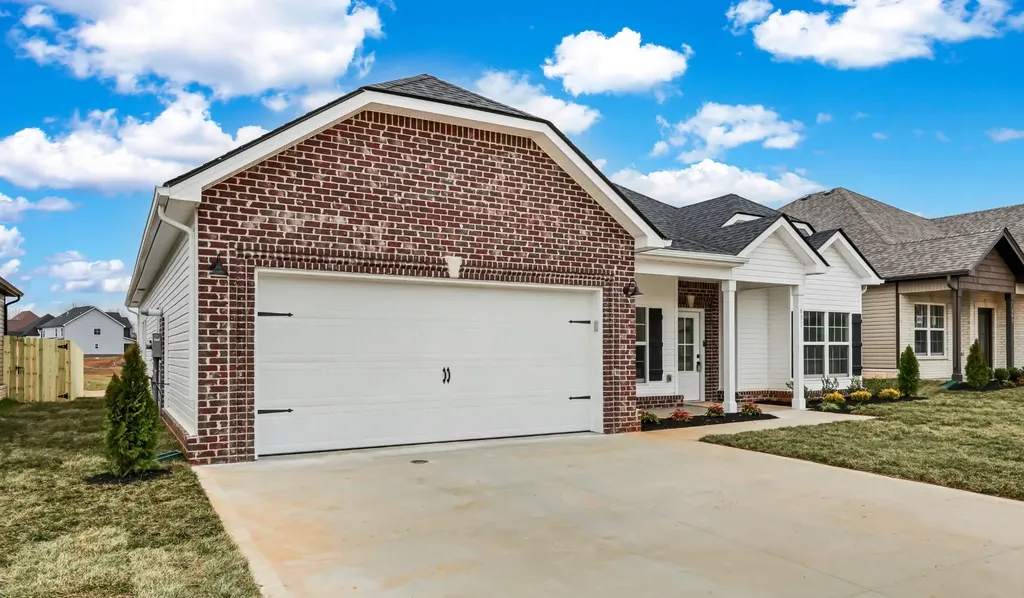 637 Woodrush Drive Clarksville TN 37040