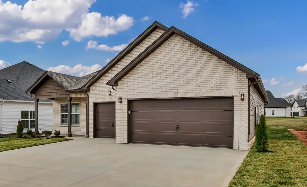 641 Woodrush Drive Clarksville TN 37040