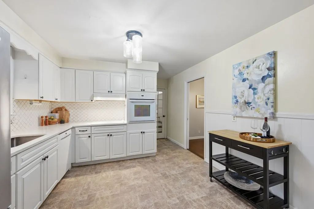 5171 Regent Drive Nashville TN 37220
