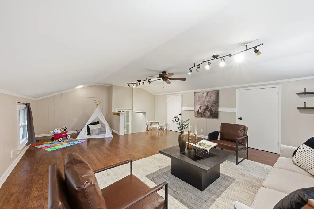 5171 Regent Drive Nashville TN 37220