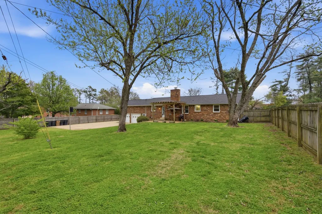 5171 Regent Drive Nashville TN 37220