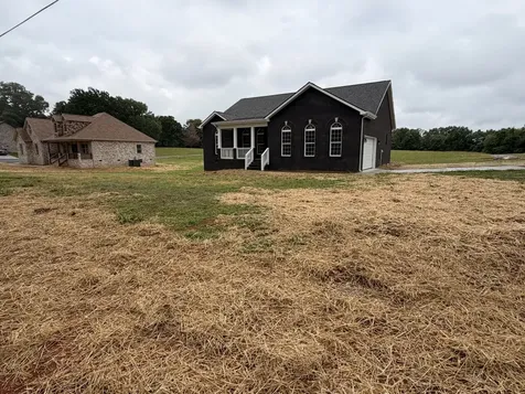 527 Old Hopkinsville Road Cadiz KY 42211