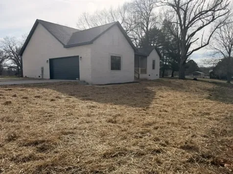 523 Old Hopkinsville Road Cadiz KY 42211