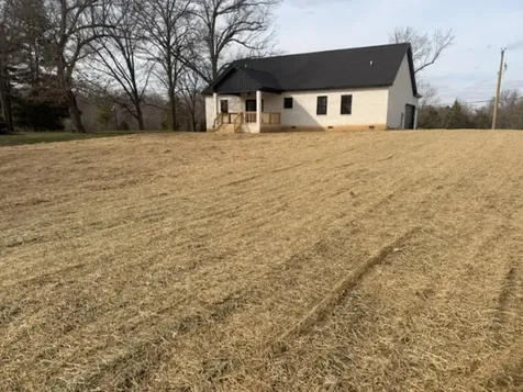 523 Old Hopkinsville Road Cadiz KY 42211
