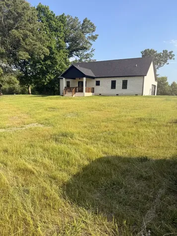 523 Old Hopkinsville Road Cadiz KY 42211