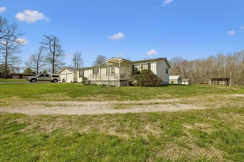 555 Wesley Chapel Road Sparta TN 38583