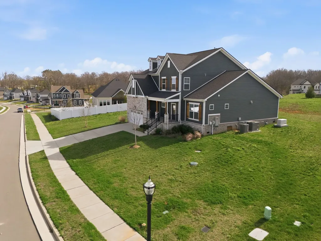 7209 Richvale Drive Fairview TN 37062