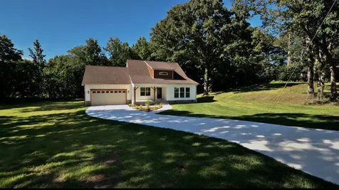 211 Majestic Drive Decherd TN 37324