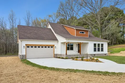 211 Majestic Drive Decherd TN 37324