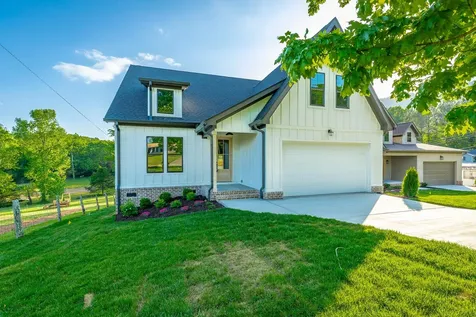 674 Courtney Lane Chattanooga TN 37415