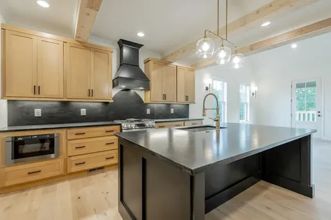 674 Courtney Lane Chattanooga TN 37415