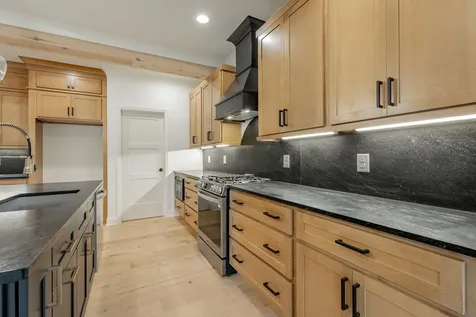 674 Courtney Lane Chattanooga TN 37415