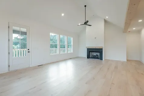 674 Courtney Lane Chattanooga TN 37415
