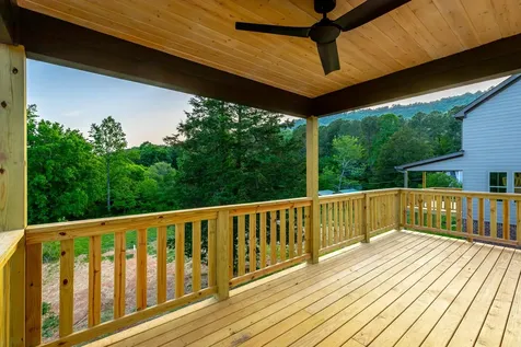 674 Courtney Lane Chattanooga TN 37415