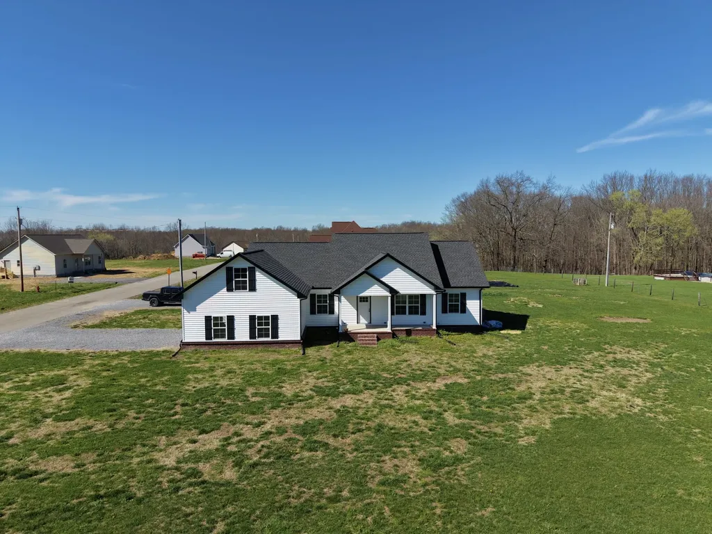 383 Old Coleytown Lane Lafayette TN 37083