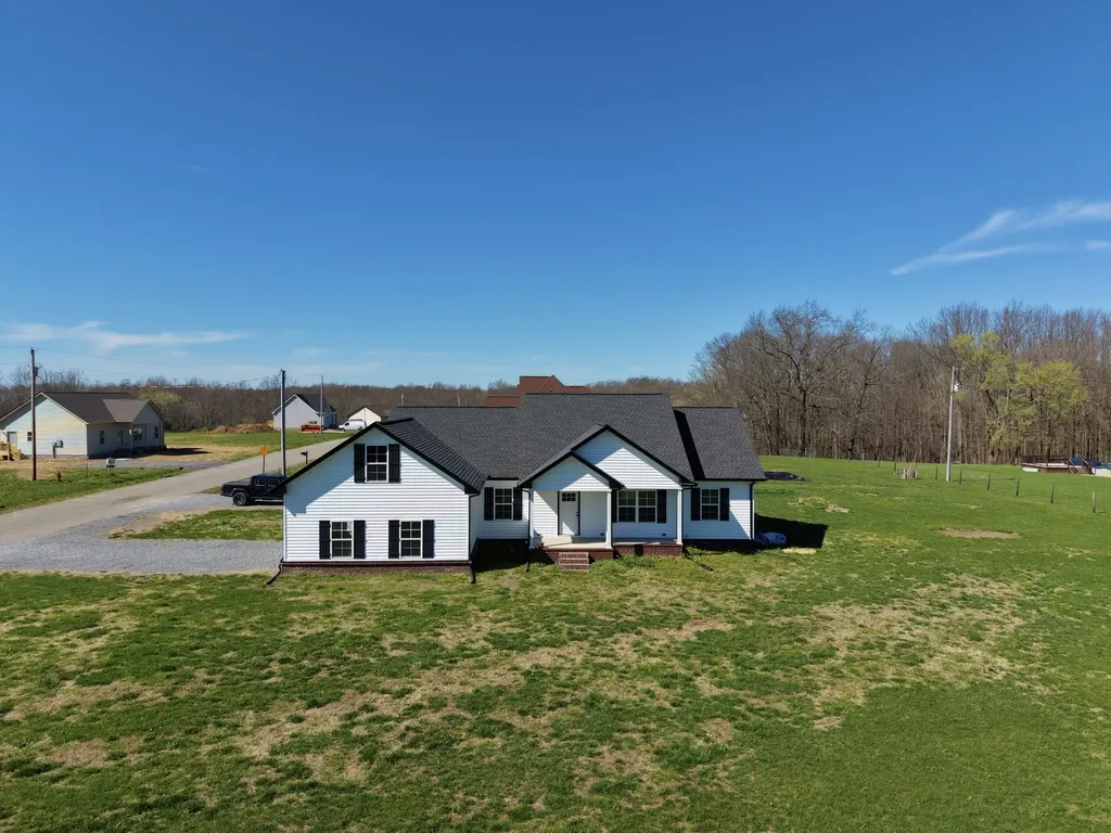383 Old Coleytown Lane Lafayette TN 37083