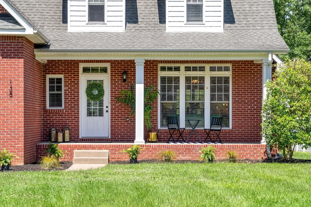 135 Weymouth Court Clarksville TN 37043