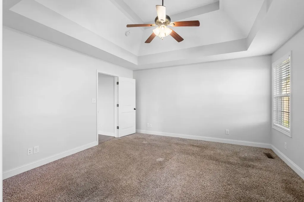 2329 Spike Court Clarksville TN 37040