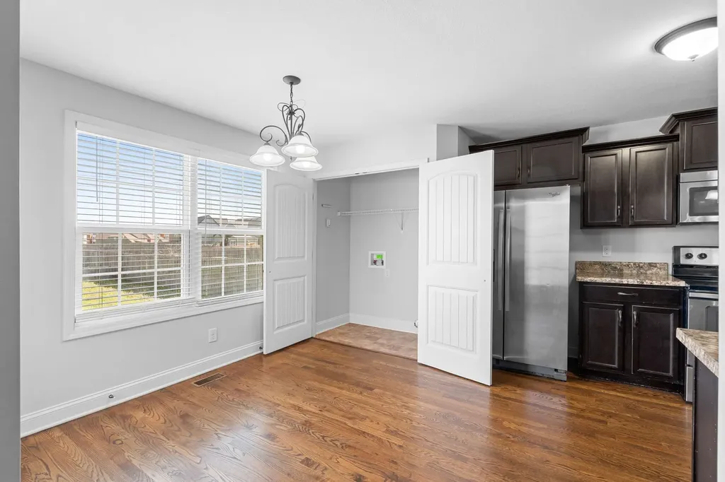 2329 Spike Court Clarksville TN 37040