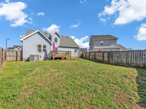 612 Fennec Way Clarksville TN 37042