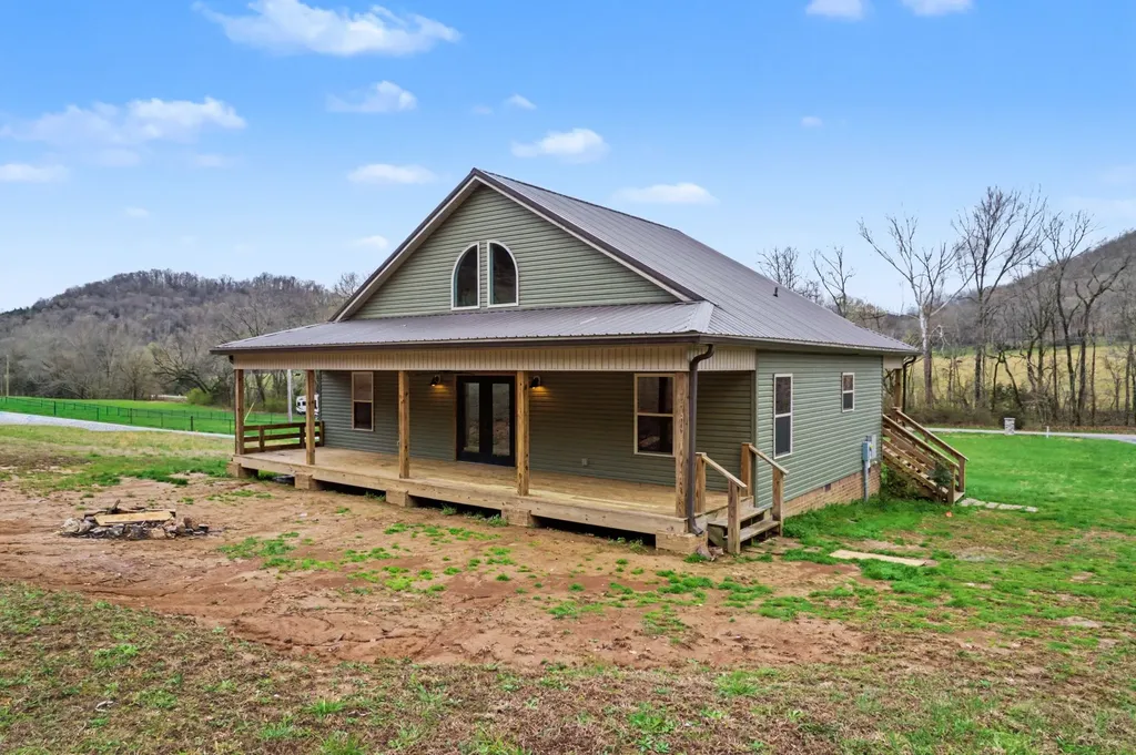 3411 Carter Branch Road Hartsville TN 37074