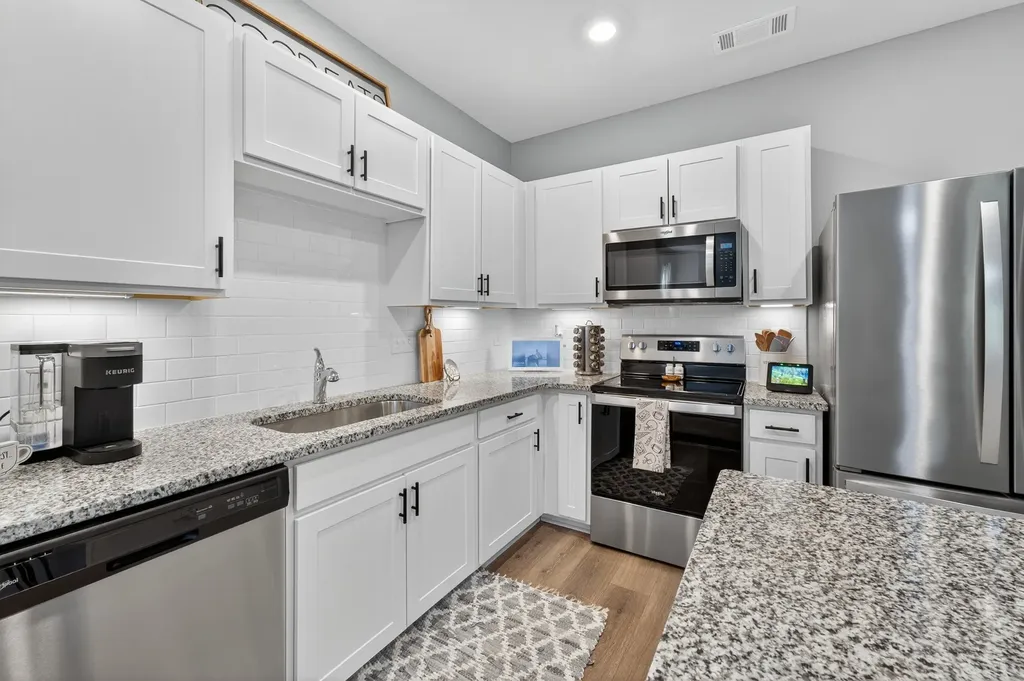 140 Grayson Circle Chapel Hill TN 37034