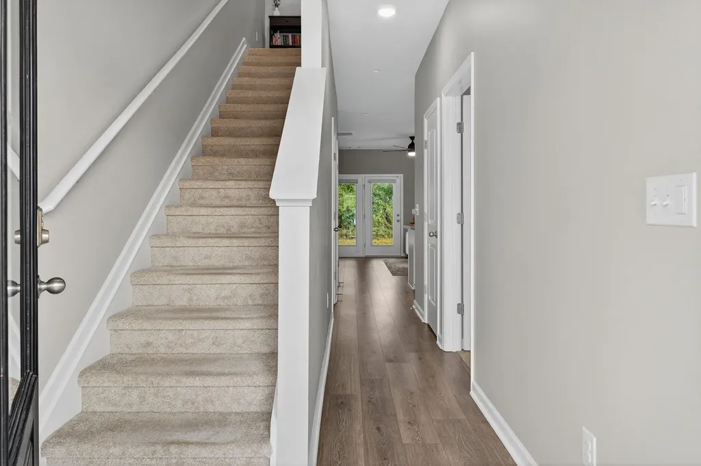 140 Grayson Circle Chapel Hill TN 37034