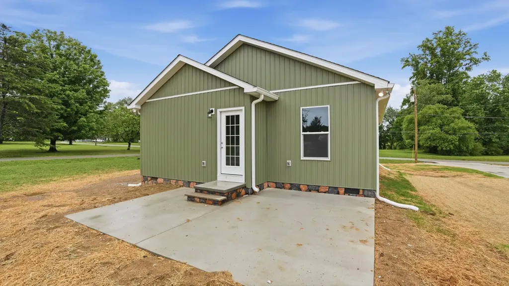 2317 E Lincoln Street Tullahoma TN 37388