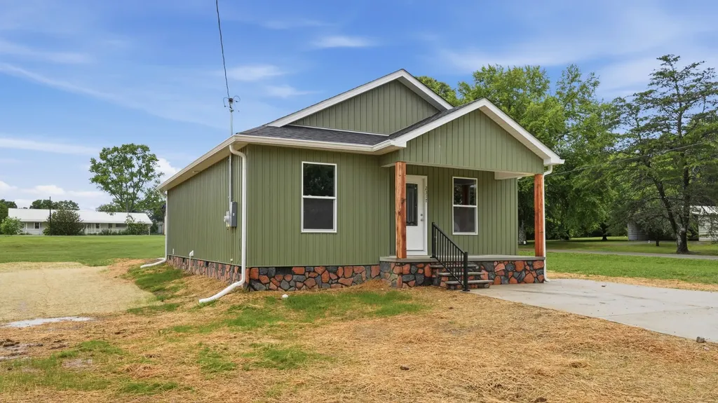 2317 E Lincoln Street Tullahoma TN 37388