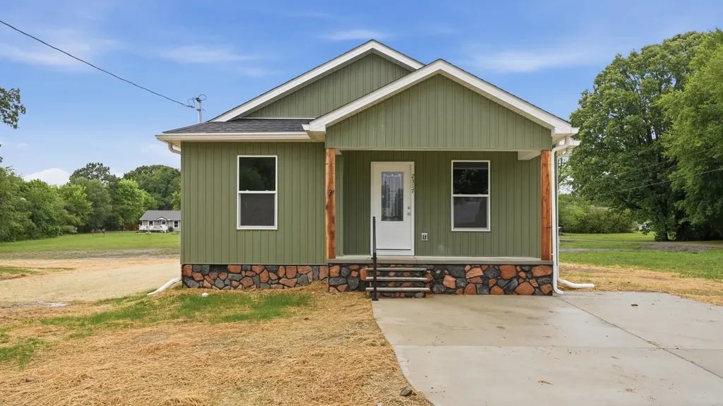 2317 E Lincoln Street Tullahoma TN 37388