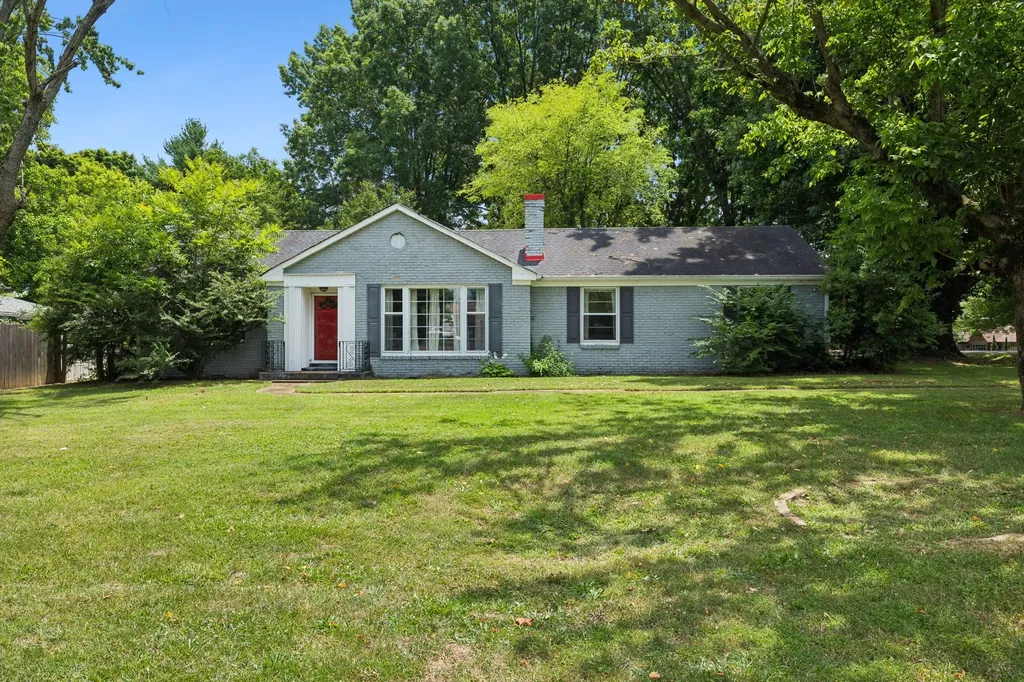 2009 Lebanon Pike Nashville TN 37210