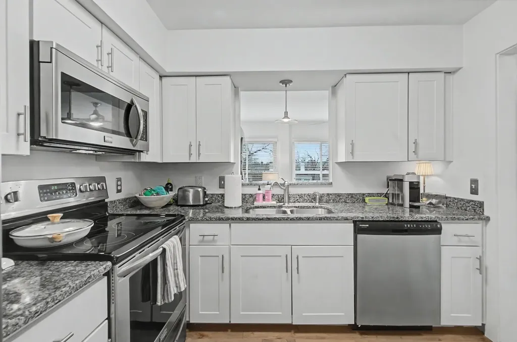 3000 Hillsboro Pike Nashville TN 37215