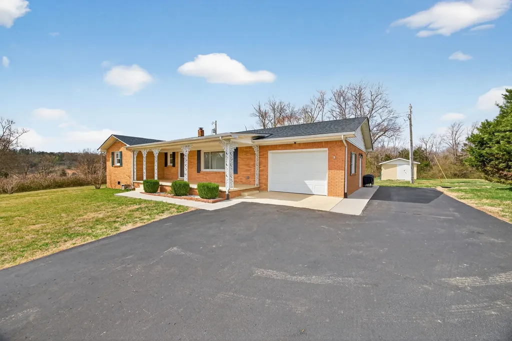 4920 Dodson Branch Road Cookeville TN 38501