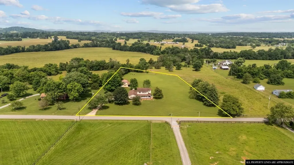 346 Spring Creek Lane Lebanon TN 37090