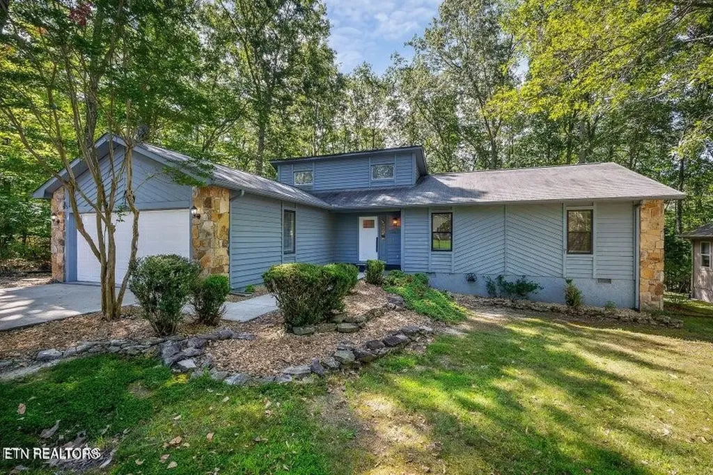 334 Lakeview Drive Crossville TN 38558