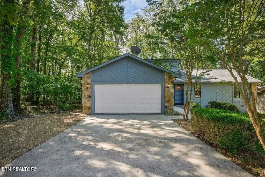 334 Lakeview Drive Crossville TN 38558