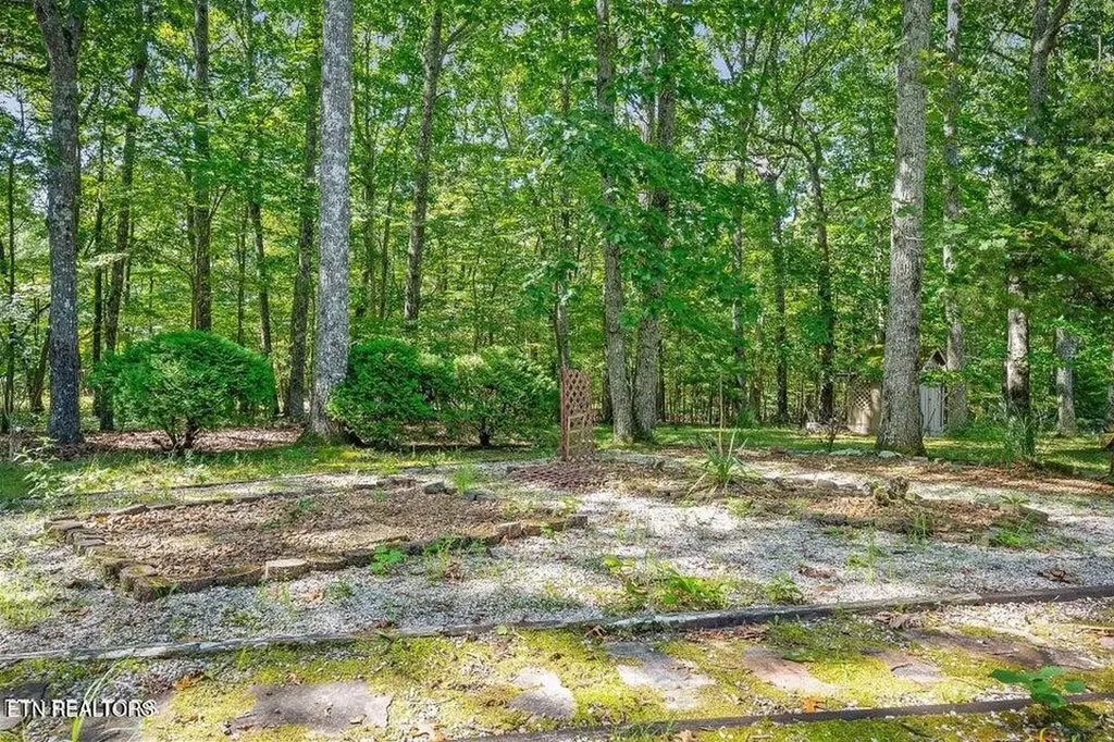 334 Lakeview Drive Crossville TN 38558