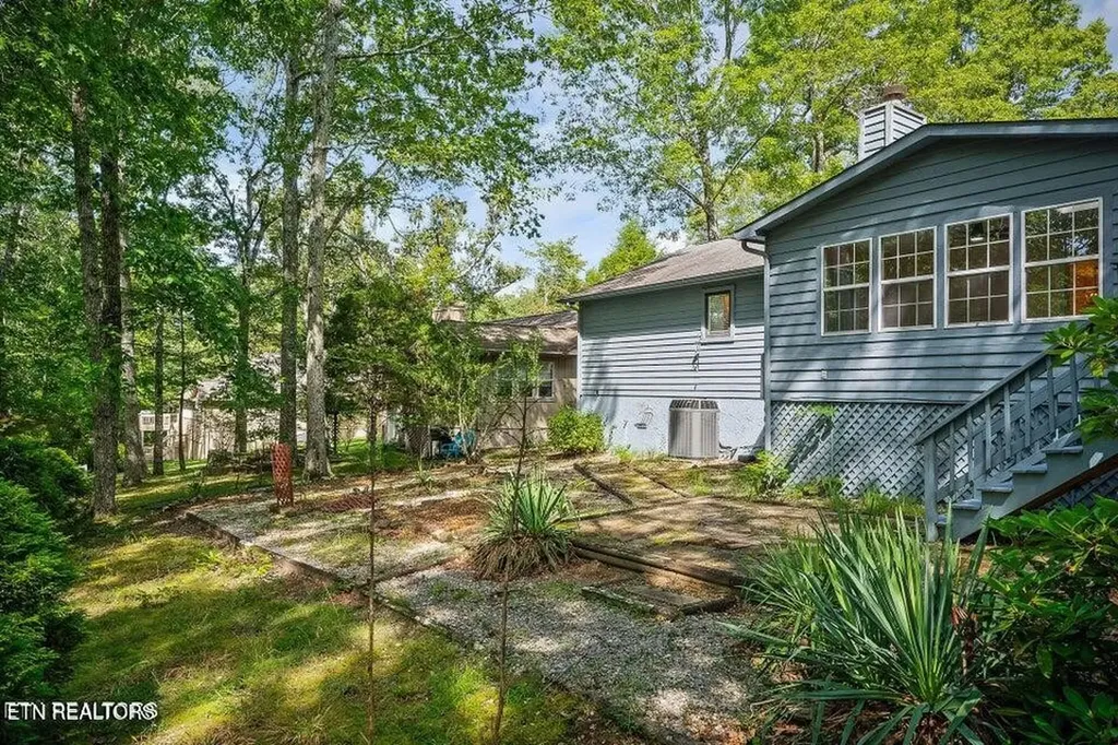 334 Lakeview Drive Crossville TN 38558