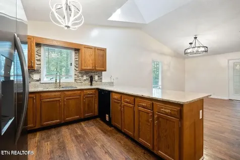334 Lakeview Drive Crossville TN 38558