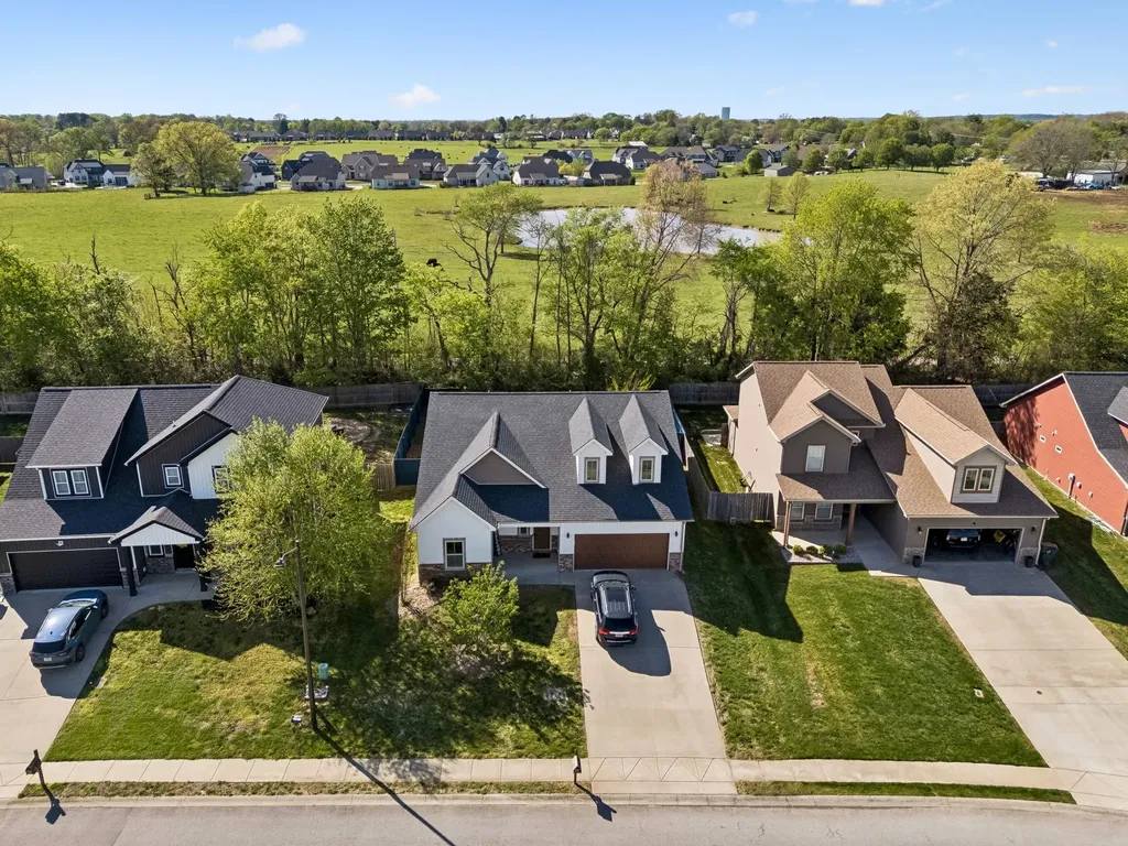 1169 Ewing Way Clarksville TN 37043