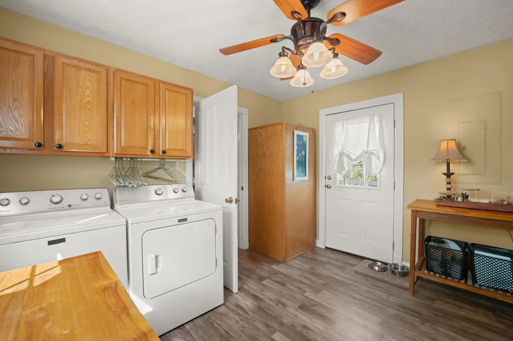 115 Main Street Pikeville TN 37367