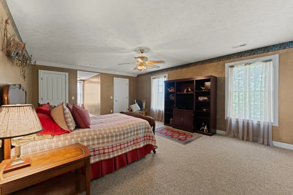 115 Main Street Pikeville TN 37367